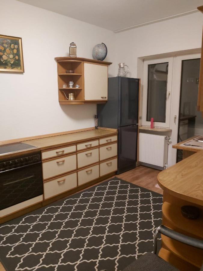 1 Zimmerwohnung Mit Kueche, Balkon Und Badezimmer In Duesseldorf Apartmen Luaran gambar