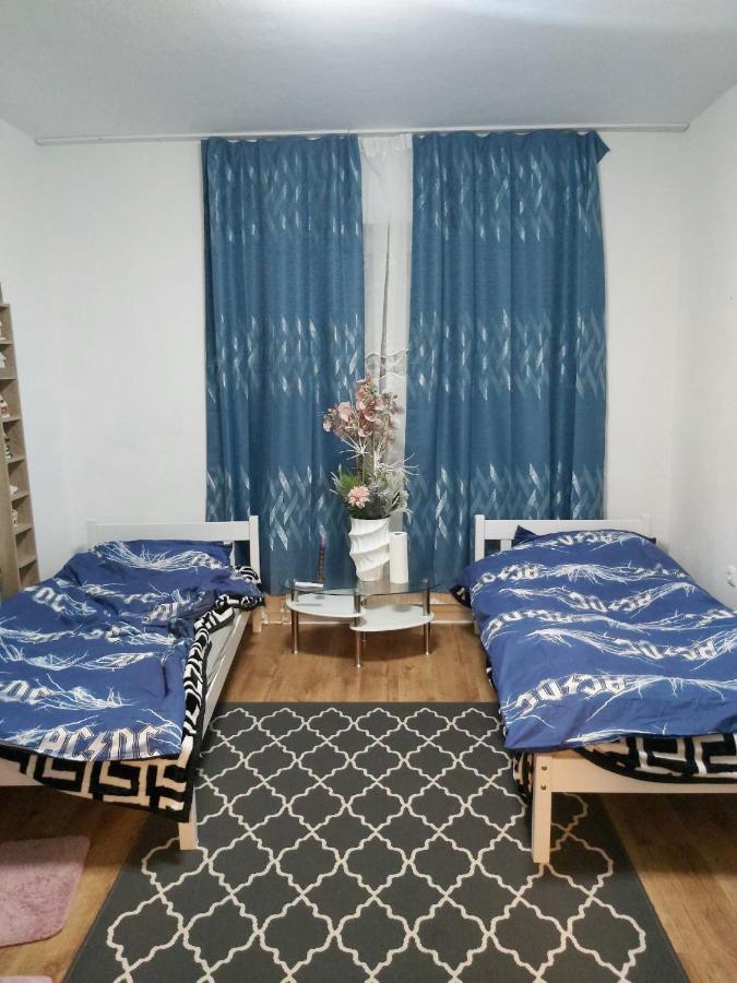 1 Zimmerwohnung Mit Kueche, Balkon Und Badezimmer In Duesseldorf Apartmen Luaran gambar